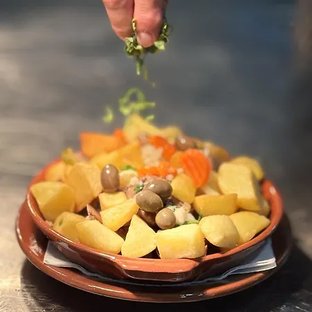 Modern 2 With Pool By Homing Apartman *