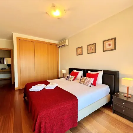 Apartmán Modern 2 With Pool By Homing