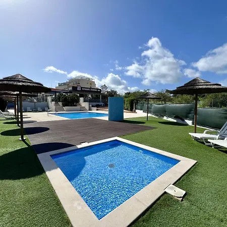 Apartment Modern 2 With Pool By Homing