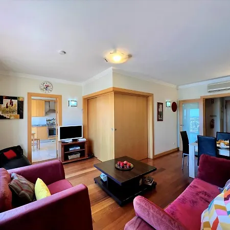 Modern 2 With Pool By Homing Apartment *